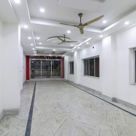 Spot On 49584 Asmi Hotel Hugli-Chinsurah Exterior photo